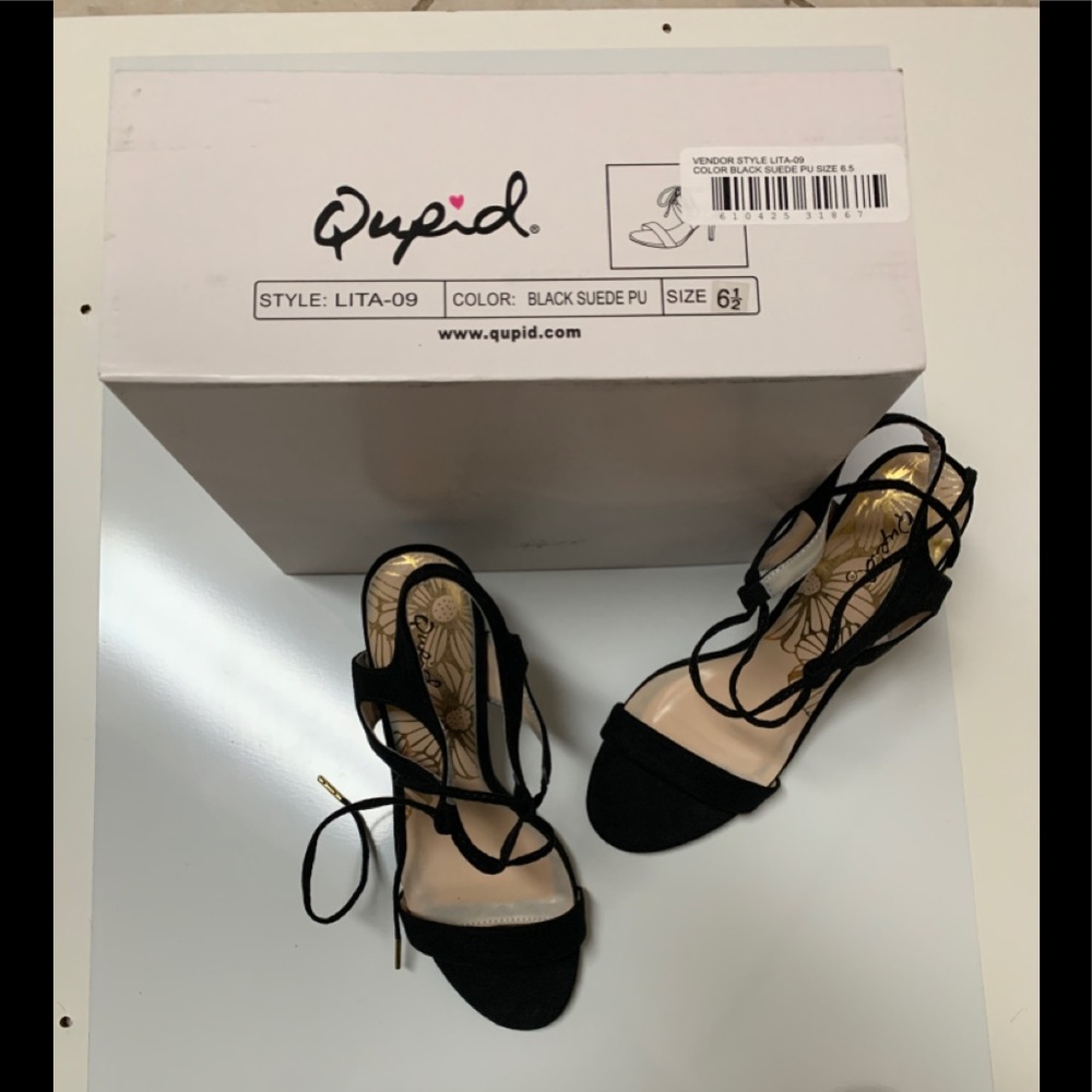 Qupid Sandals